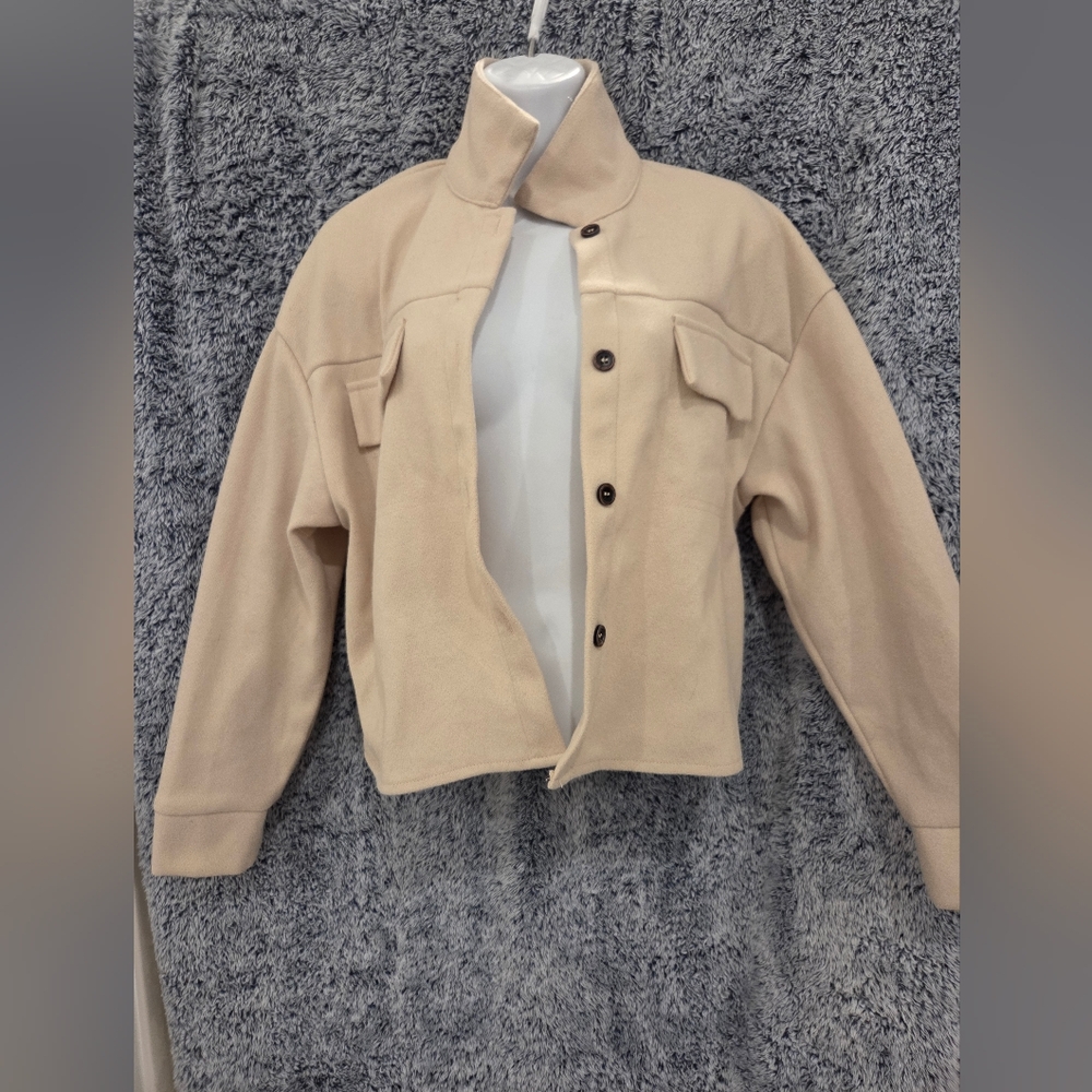 Cream Utility Crop Jacket Small - Picture 2 of 5